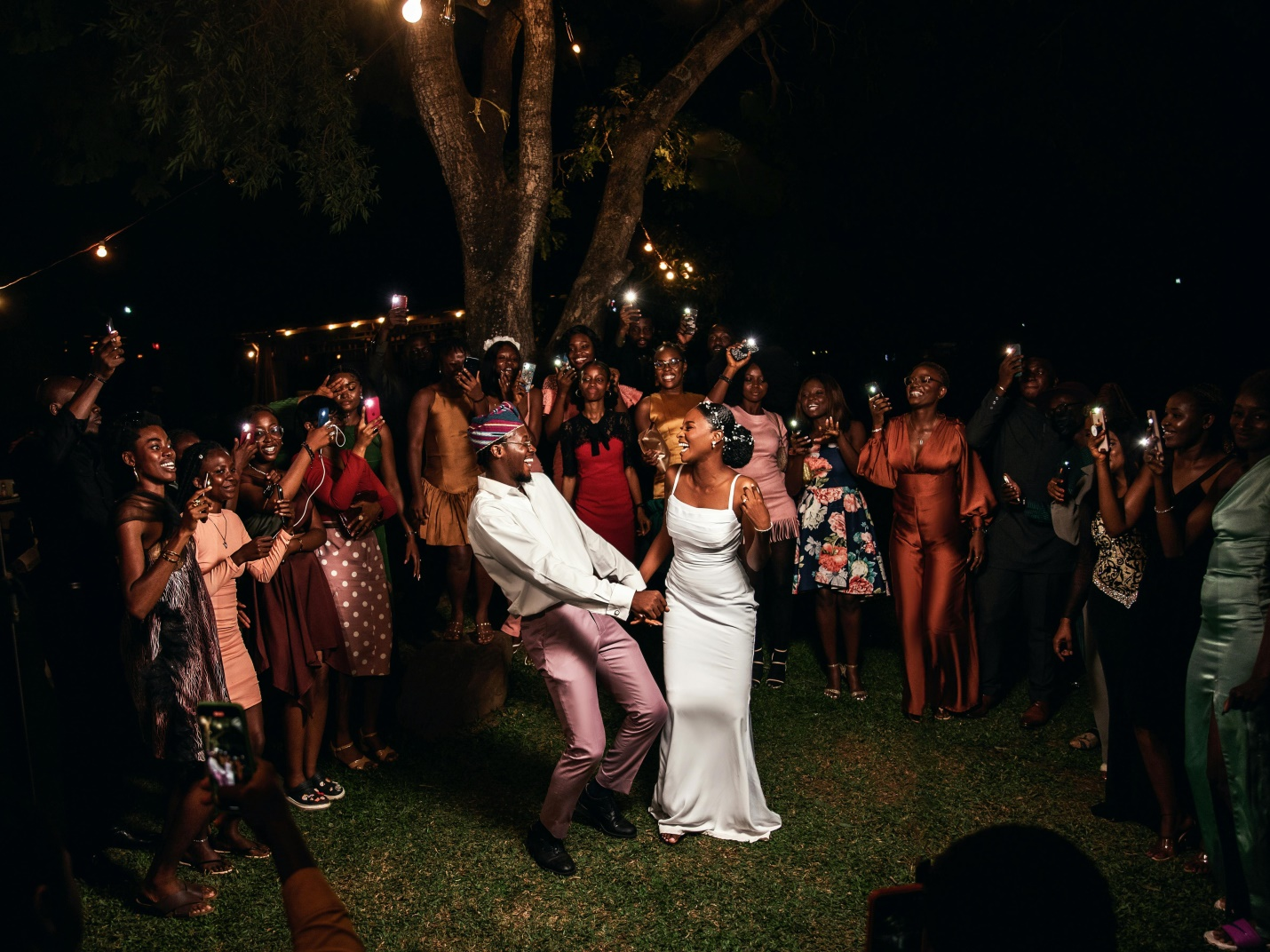  People dancing at a wedding